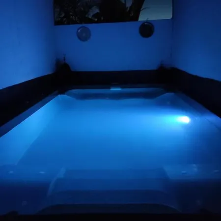 Egipto Con Jacuzzi Y Piscina Climatizada