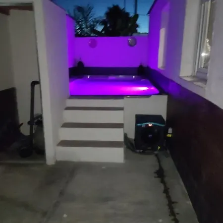 Egipto Con Jacuzzi Y Piscina Climatizada Βίλα